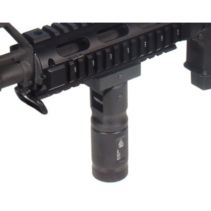 UTG VERTICAL FOREGRIP 4.7\