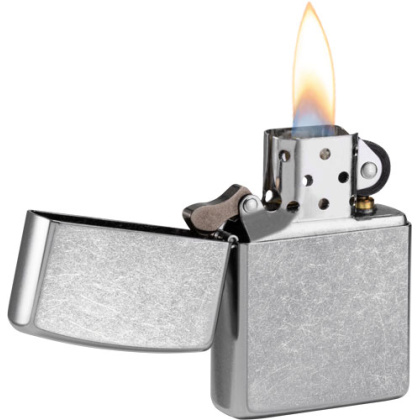ZIPPO WINDPROOF LIGHTER STREET CHROME